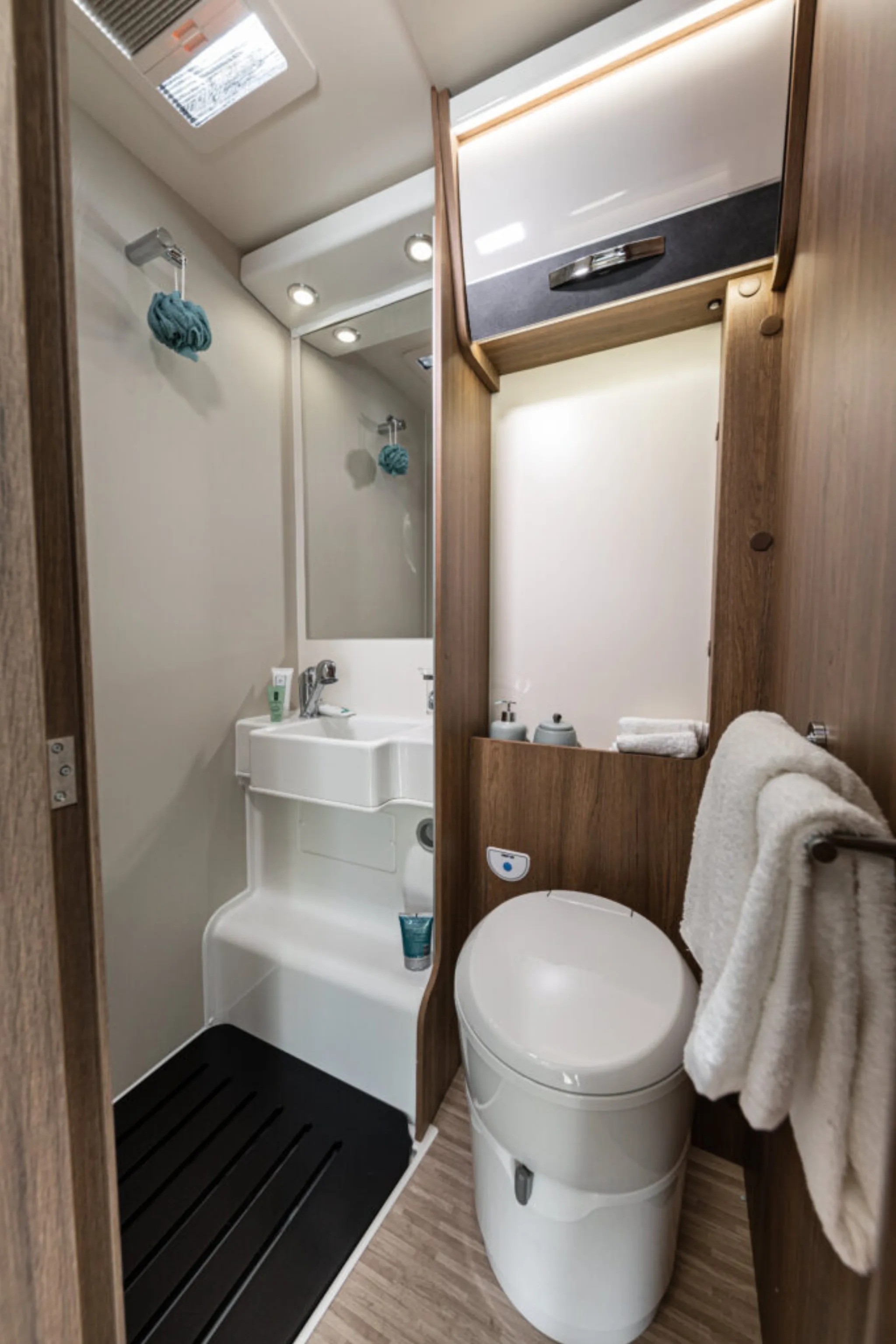 Elnagh Baron 65 Alcove patul din alcovă
