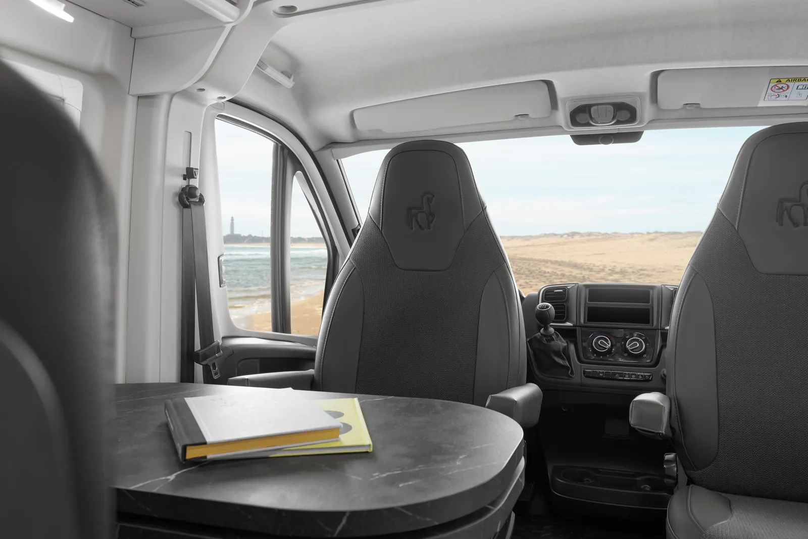 Etrusco CV 540 DB — interior (1)