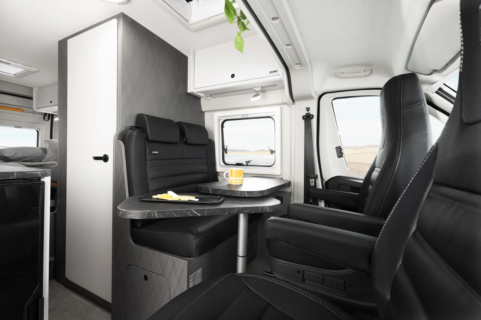 Etrusco CV 600 SB — interior (1)