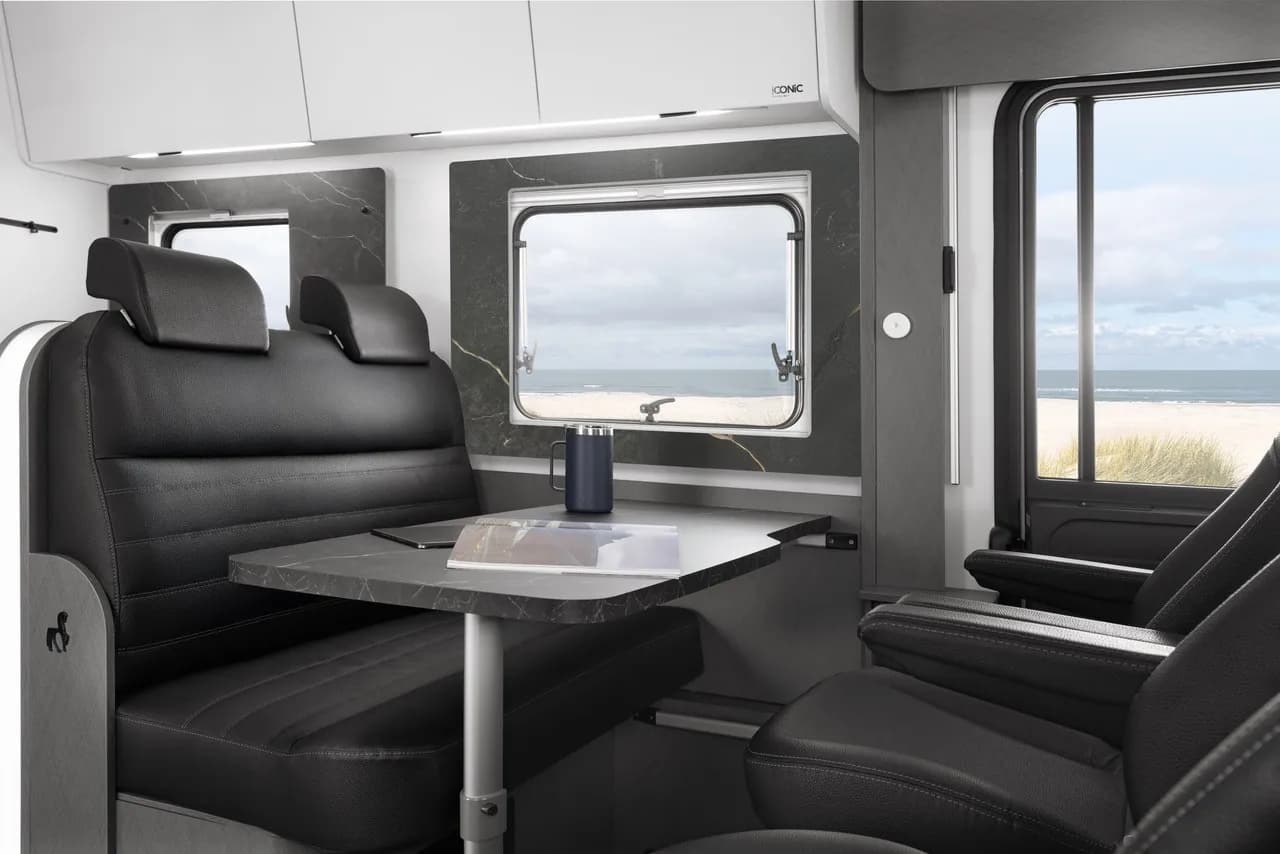 Etrusco I 6900 SB — interior (1)