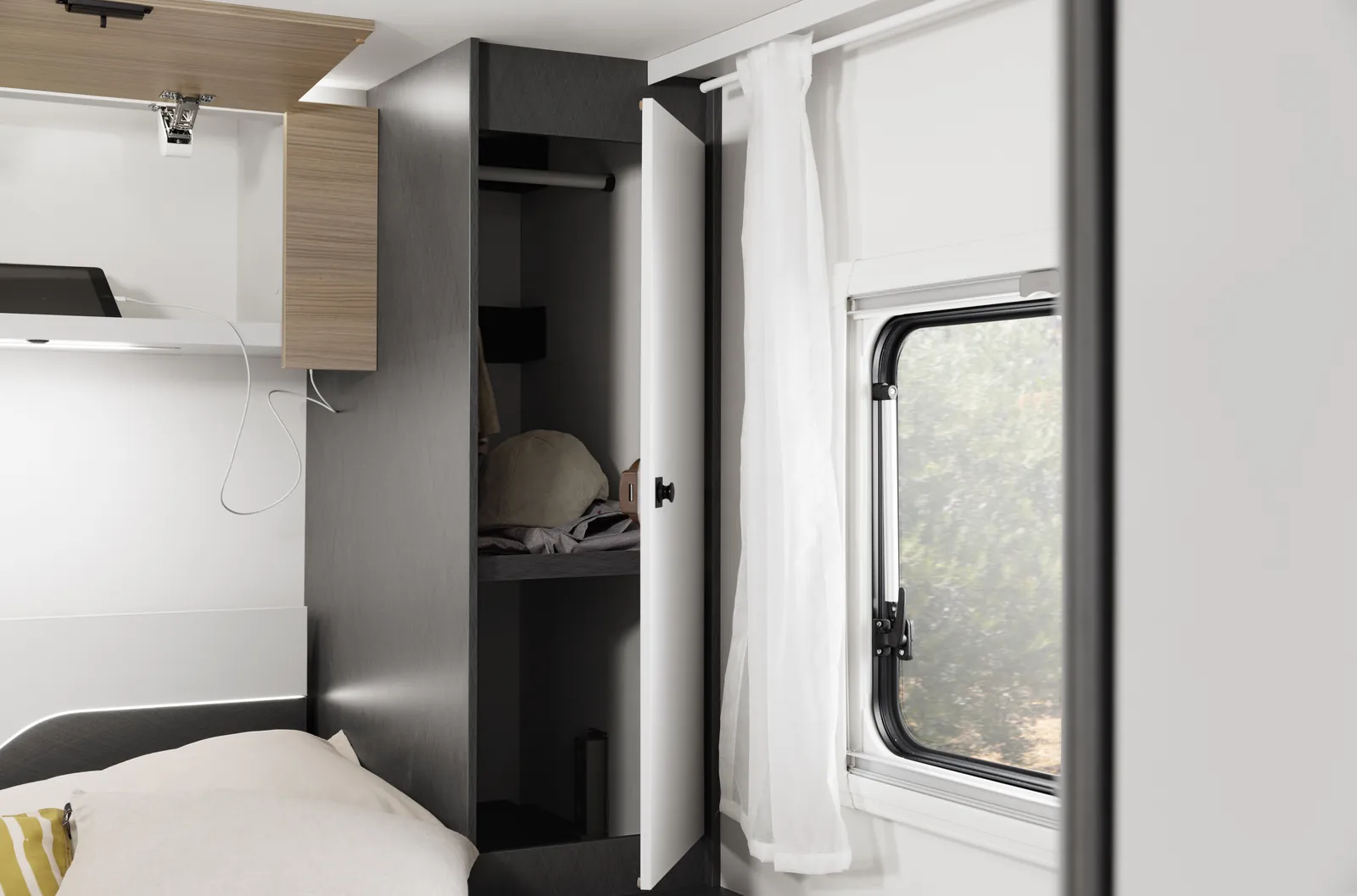 Etrusco I 7400 QBC — interior (6)