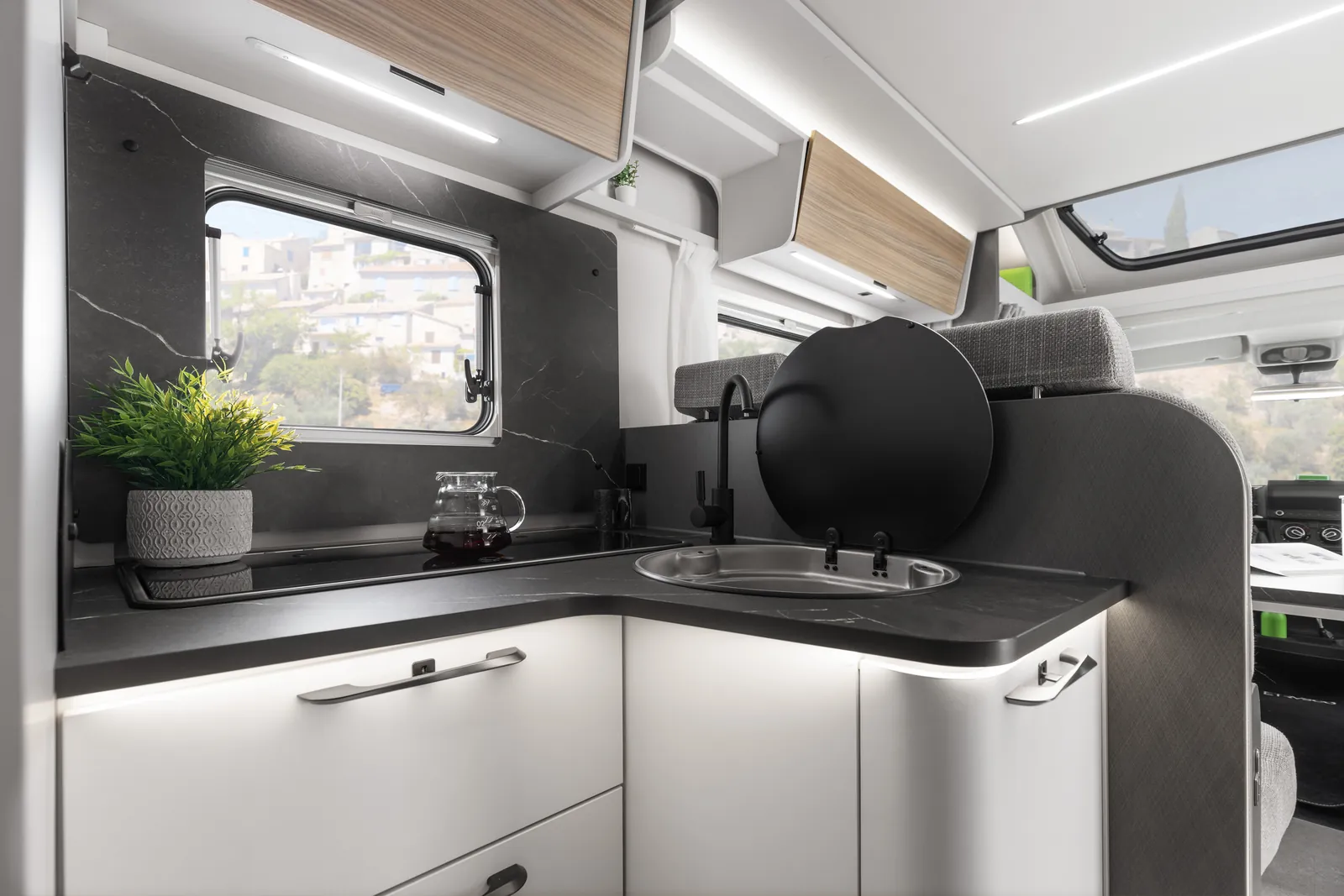 Etrusco T 7400 SB — interior (2)