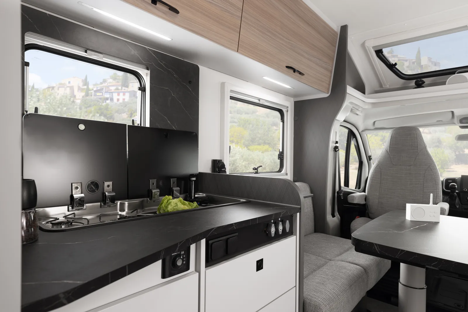 Etrusco T 7.4 SBC — interior (2)
