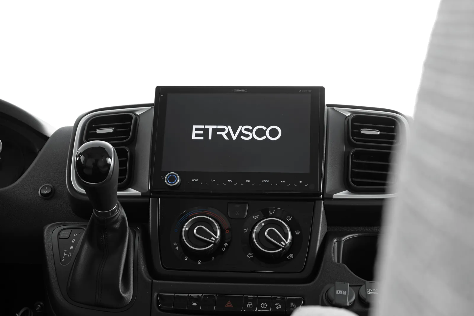 Etrusco T 7.4 SBC — interior (7)