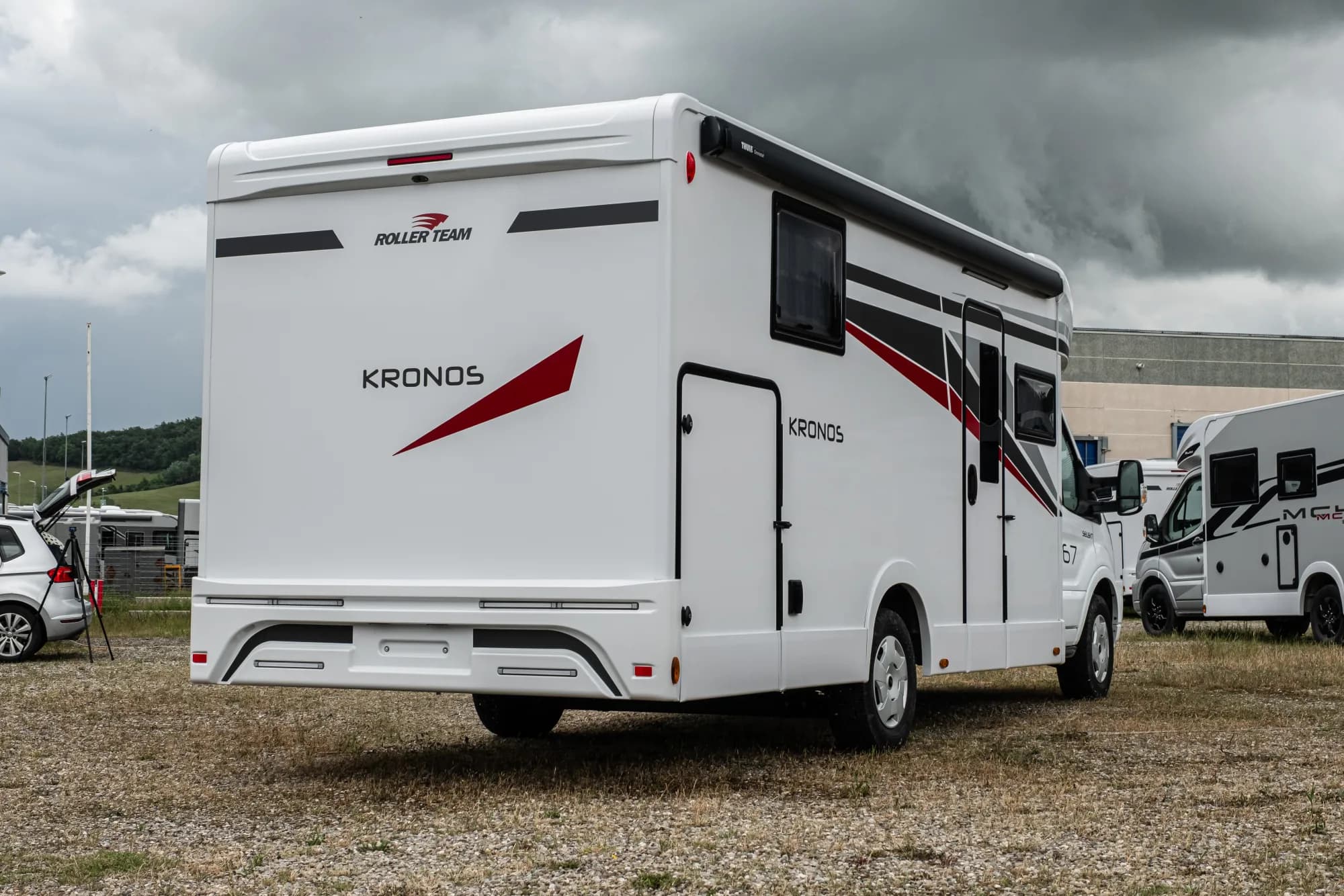 Kronos 284 TL vedere exterioară