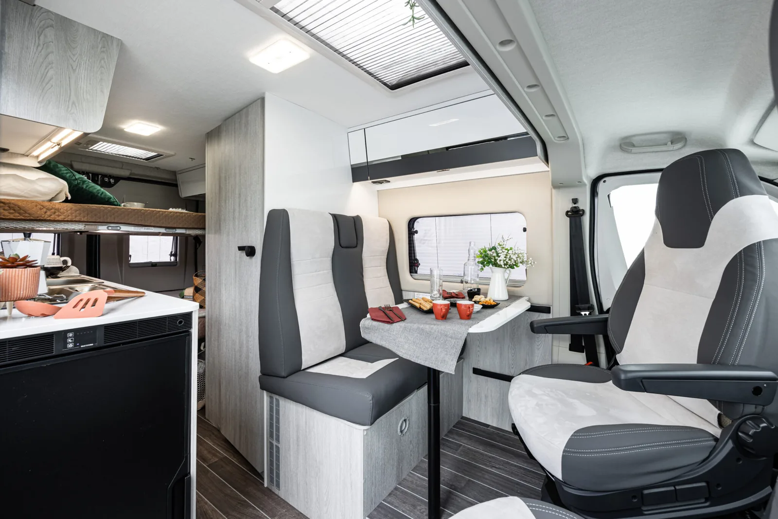 Livingstone 5 interior