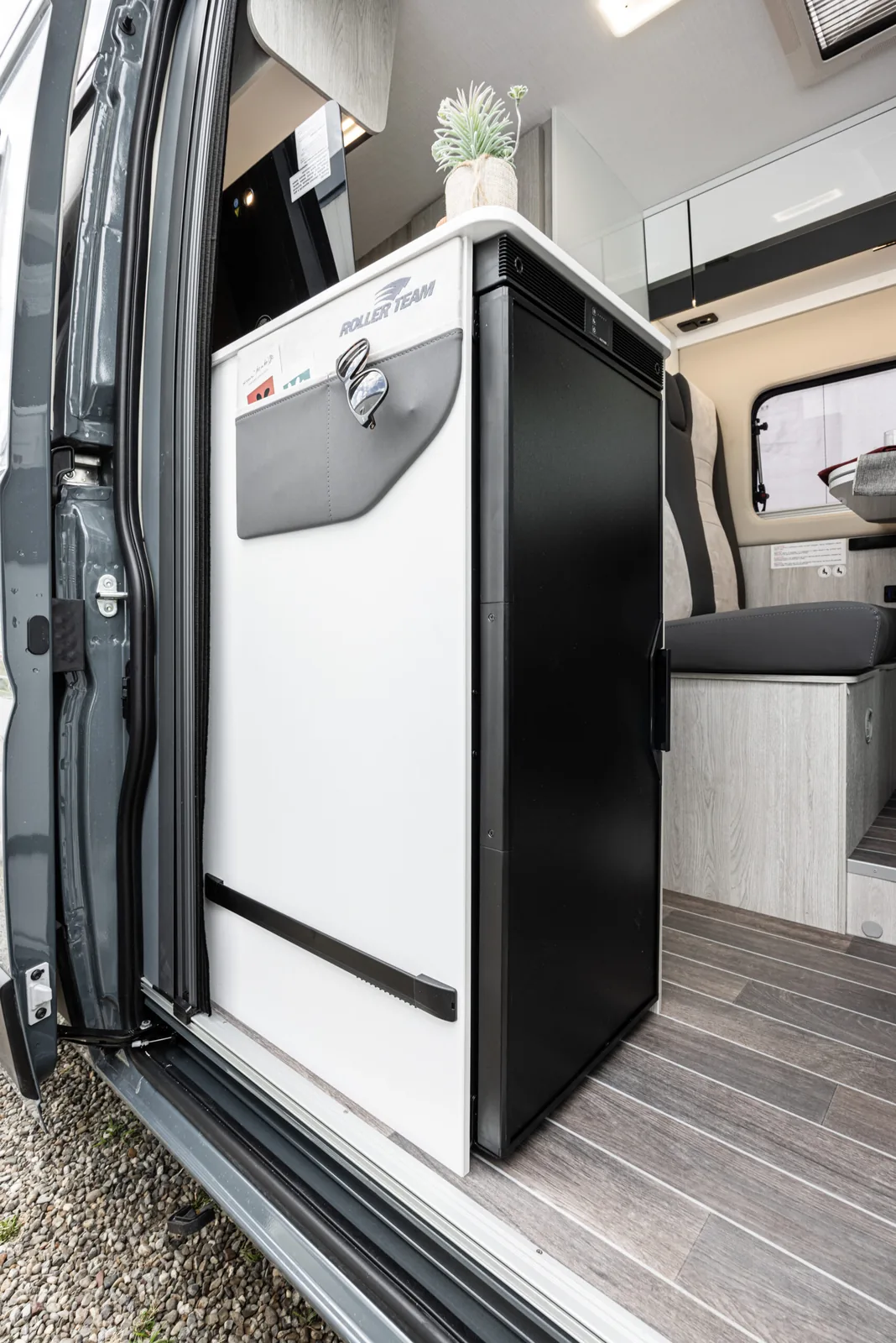 Livingstone 5 interior