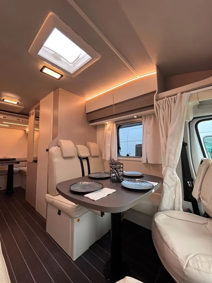 XGO 30P interior