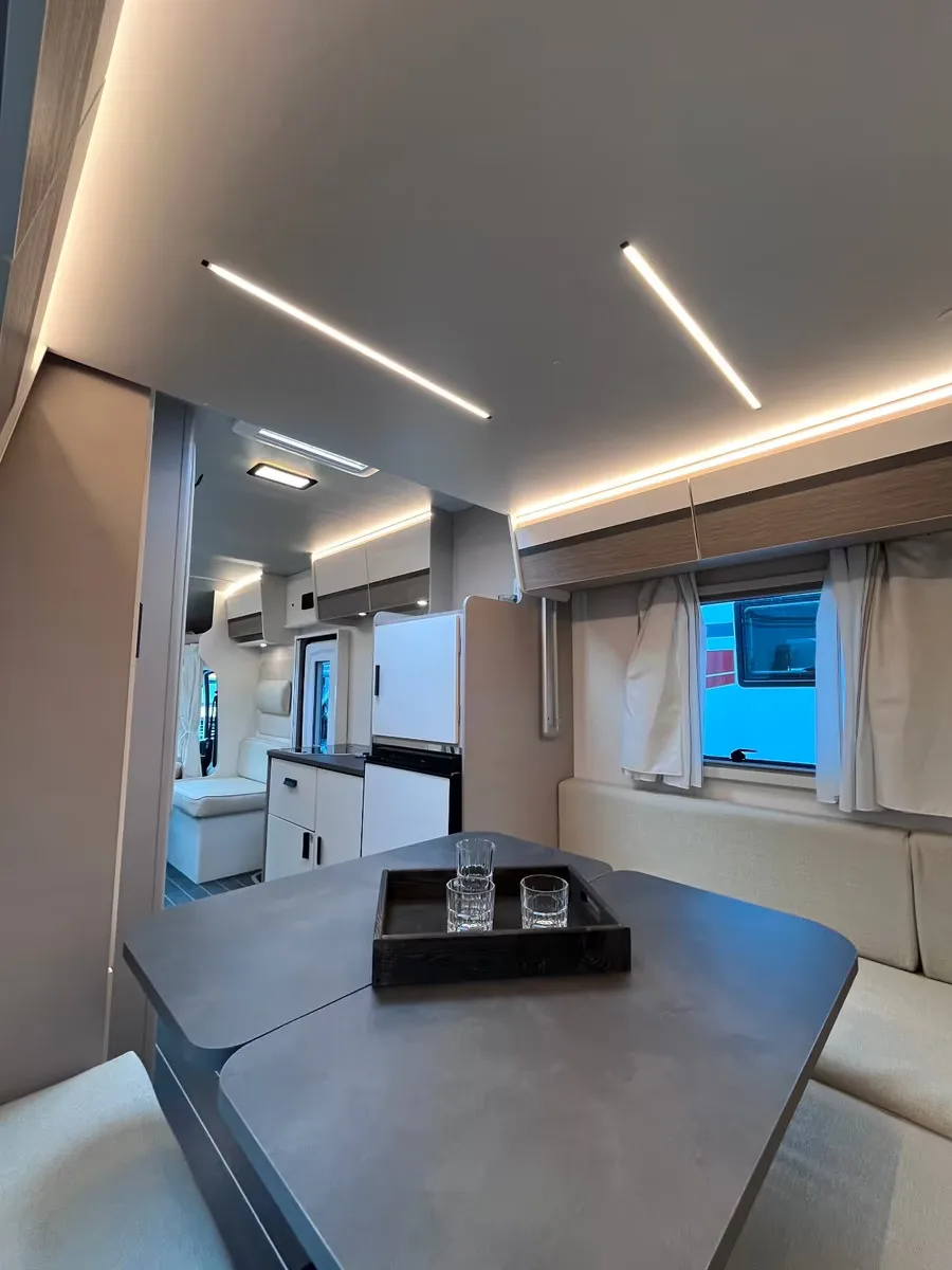 XGO 30P interior