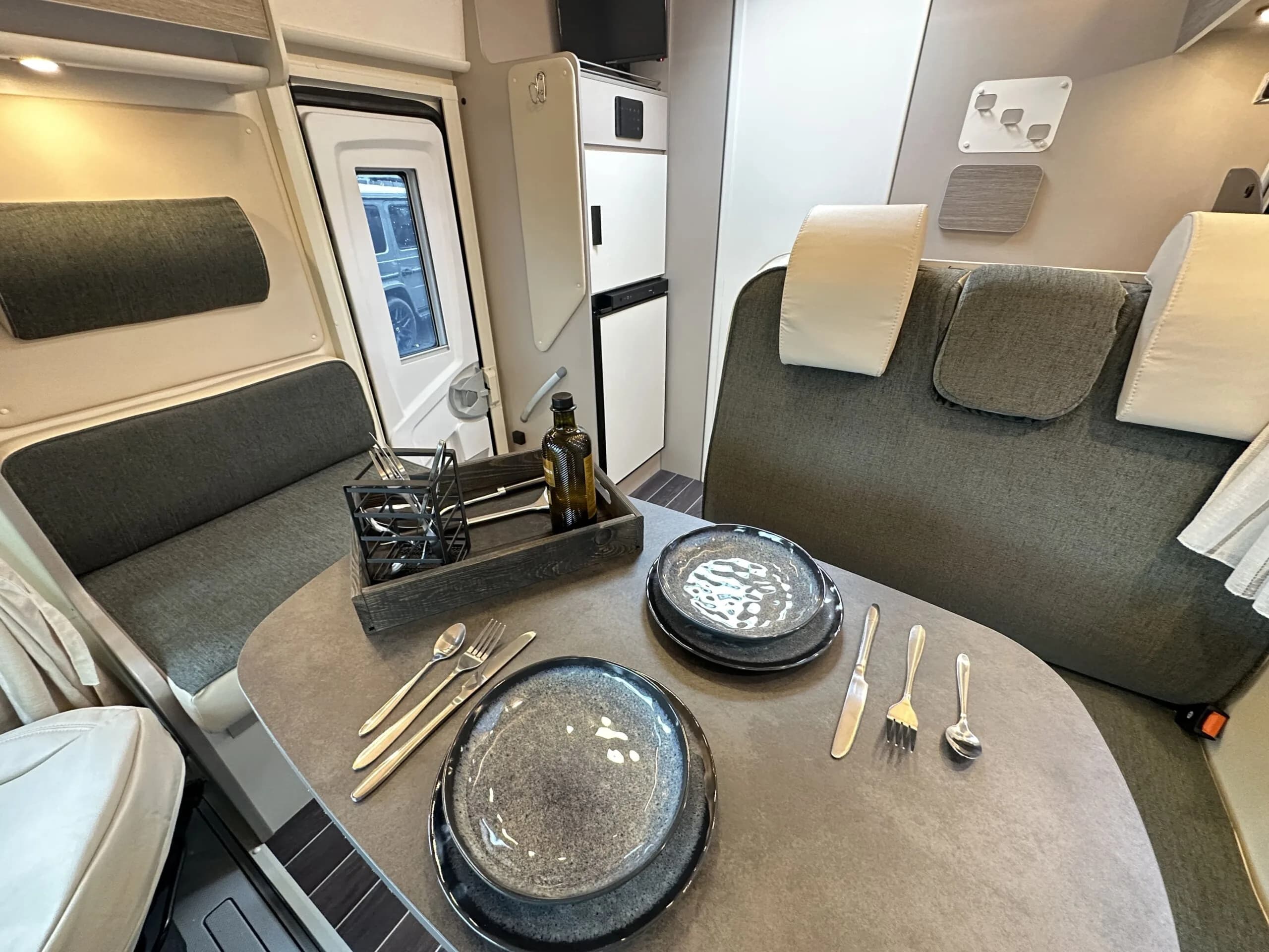 XGO 95G interior