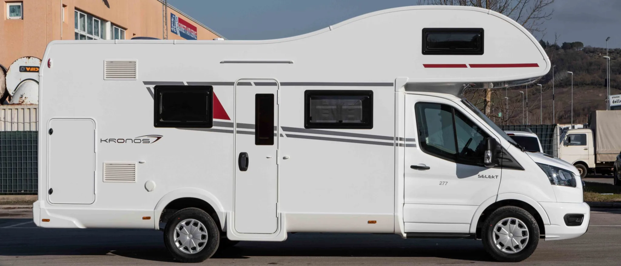 Kronos 277 M — exterior, profil (foto dealer)
