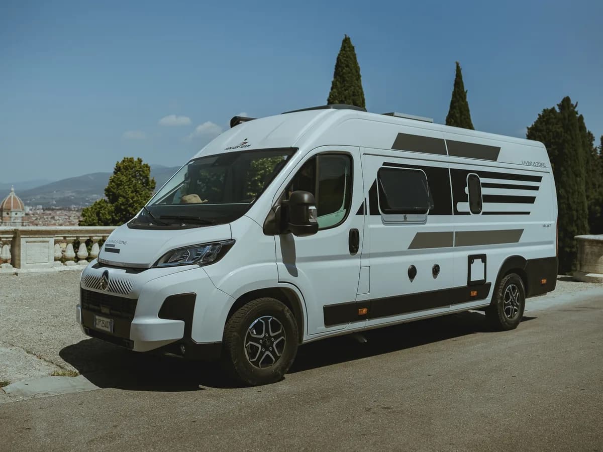 Livingstone DUO Advance parcat la un belvedere