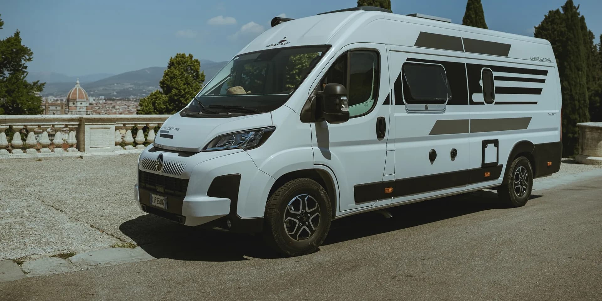 Livingstone DUO Advance parcat la un belvedere
